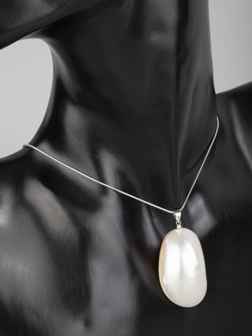 Přívěsek tvaru mušle z paua perleti PK1331-0401