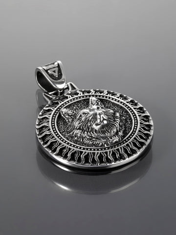 Krásný amulet z chirurgické oceli ve tvaru kruhu s hlavou vlka  PK1368-0137