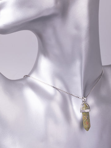 Exkluzivní amulet ve tvaru kyvadla z unakitu PK1417-1610