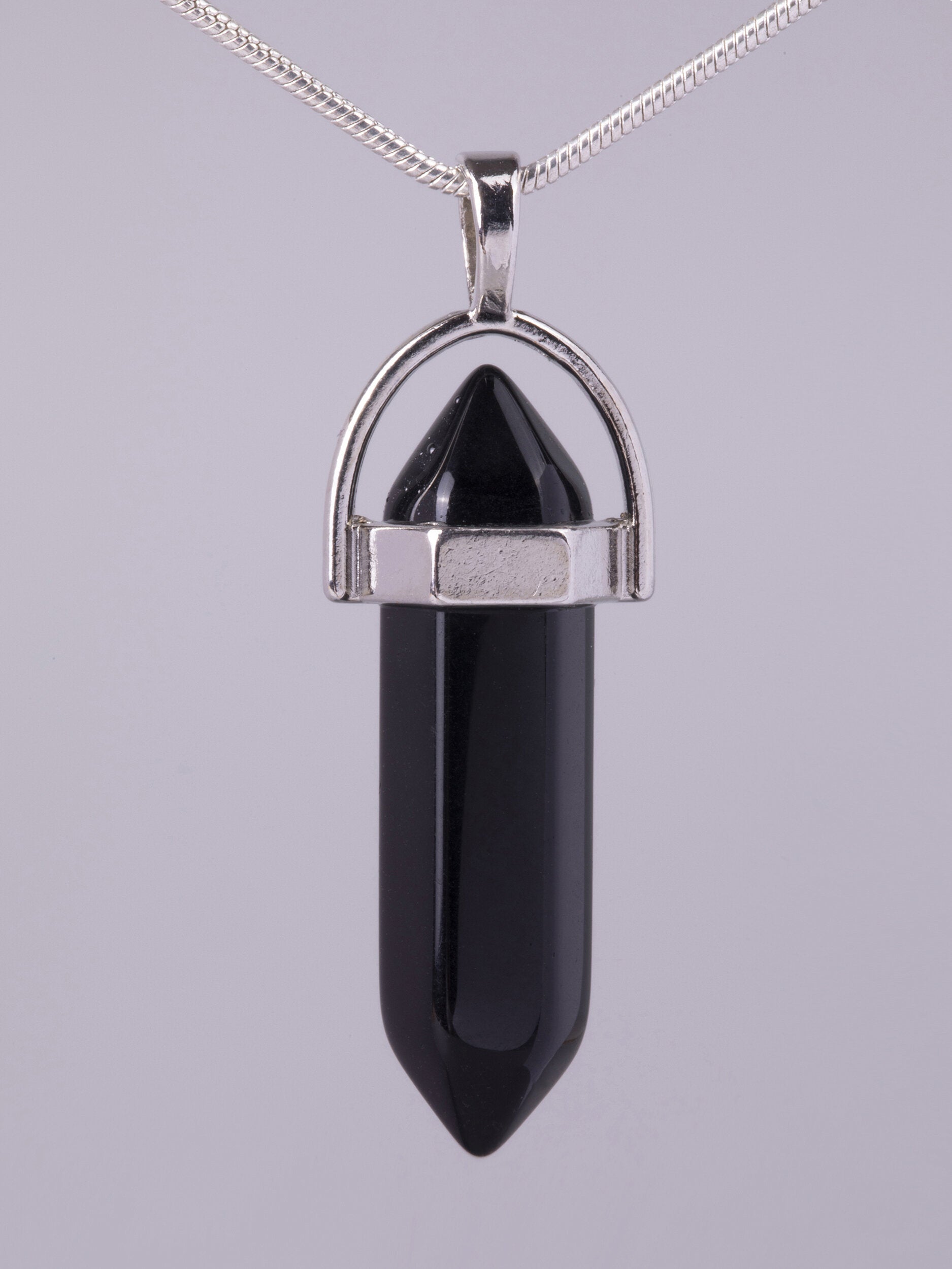 Exkluzivní amulet ve tvaru kyvadla z onyxu  PK1387-1602