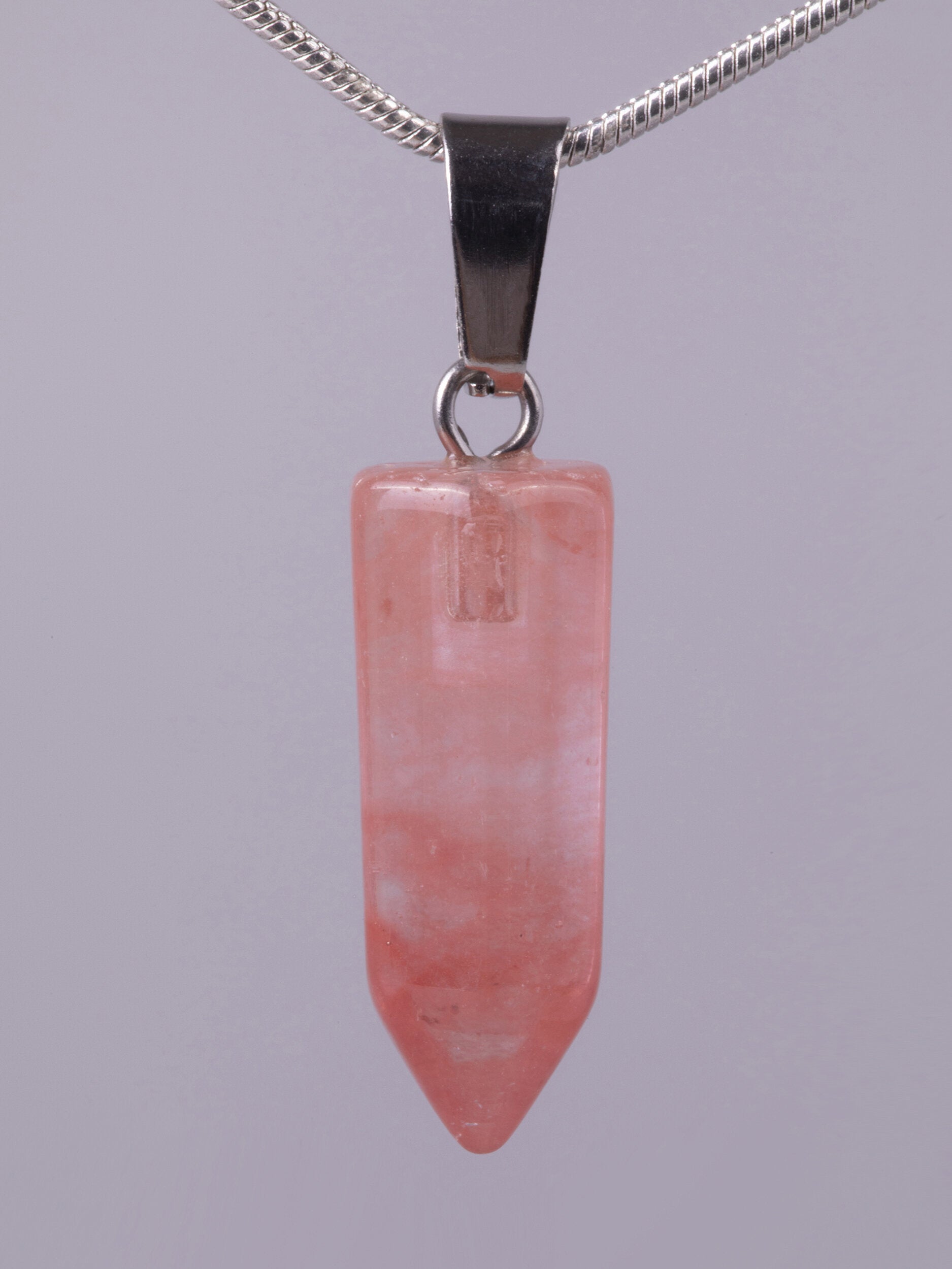 Exkluzivní amulet ve tvaru špice z jahodového křišťálu  PK1395-1606