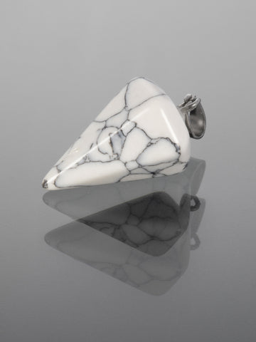 Přívěsek z bílého magnezitu - kyvadlo PK1480-1601