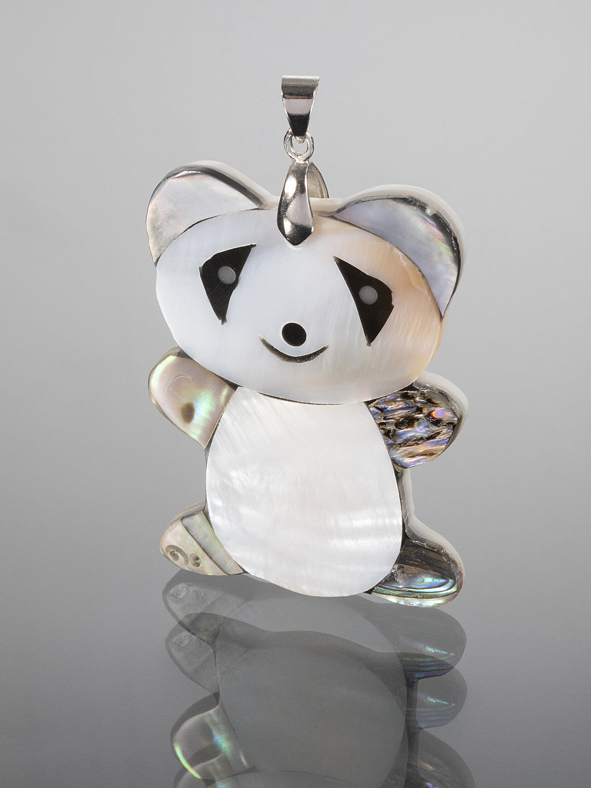 Přívěsek panda z paua perleti PK1499-0432