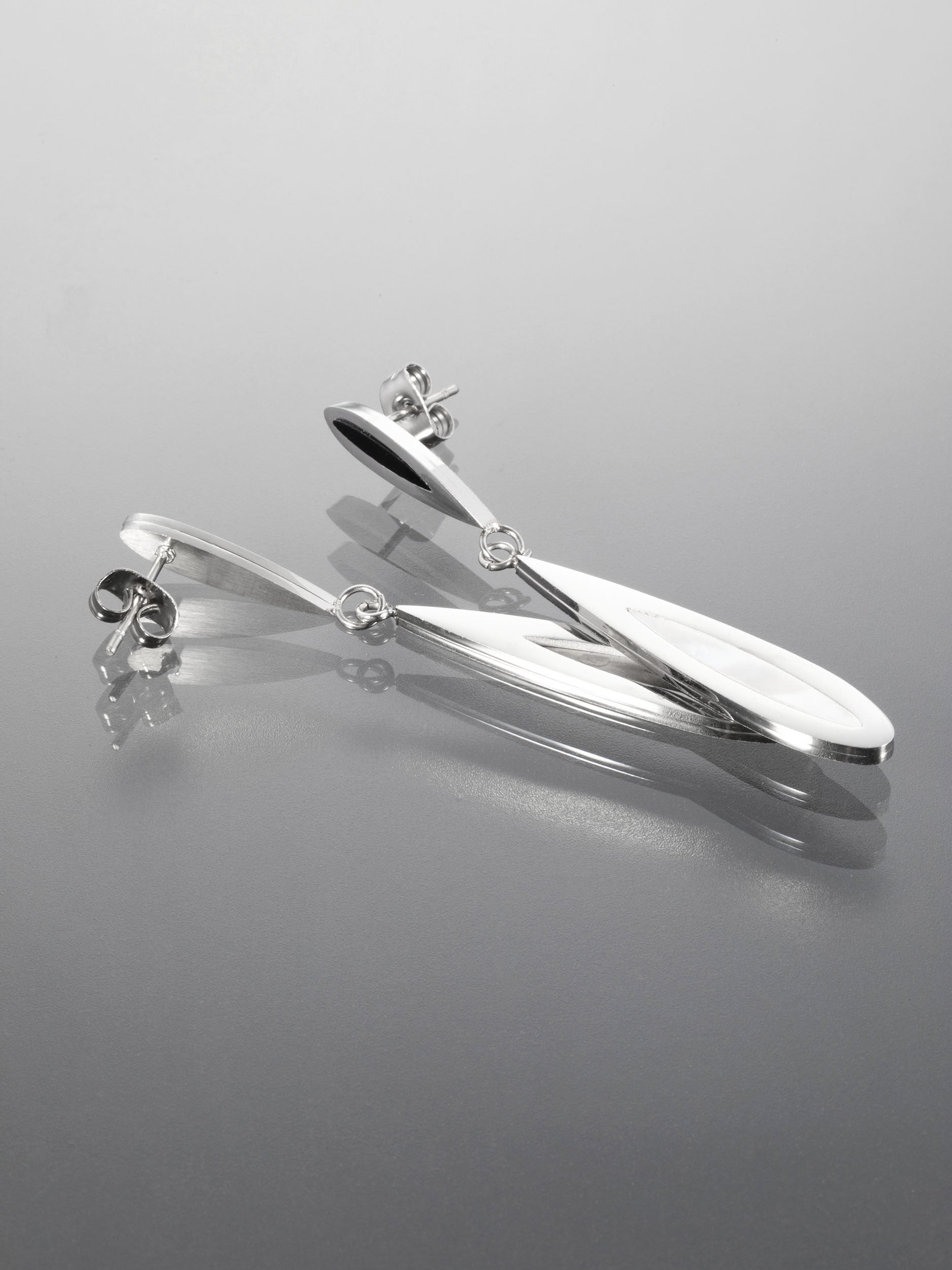 Elegantní náušnice z chirurgické oceli NE2784-0112