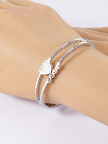 Elegantní náramek z chirurgické oceli s krystaly a perletí v srdci NM3078-0112