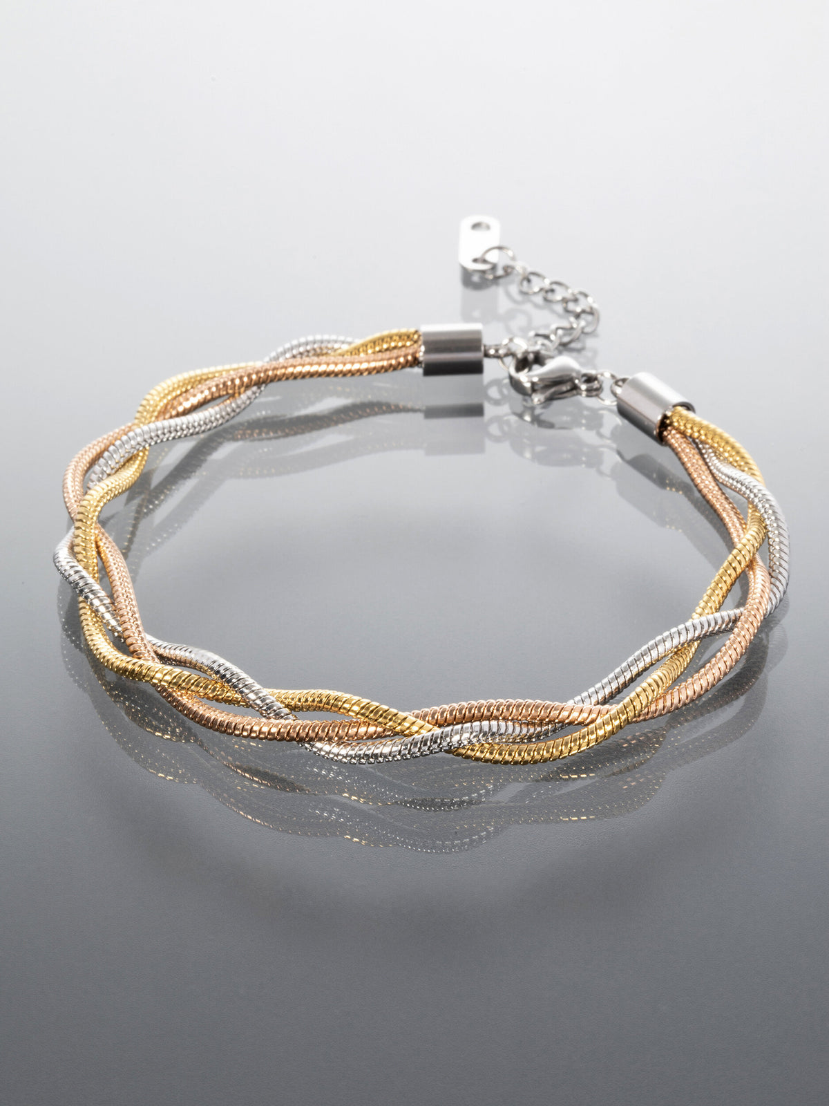 Elegantní náramek z pletených řetízků z chirurgické oceli zlato stříbrné barvy NM3189-0114