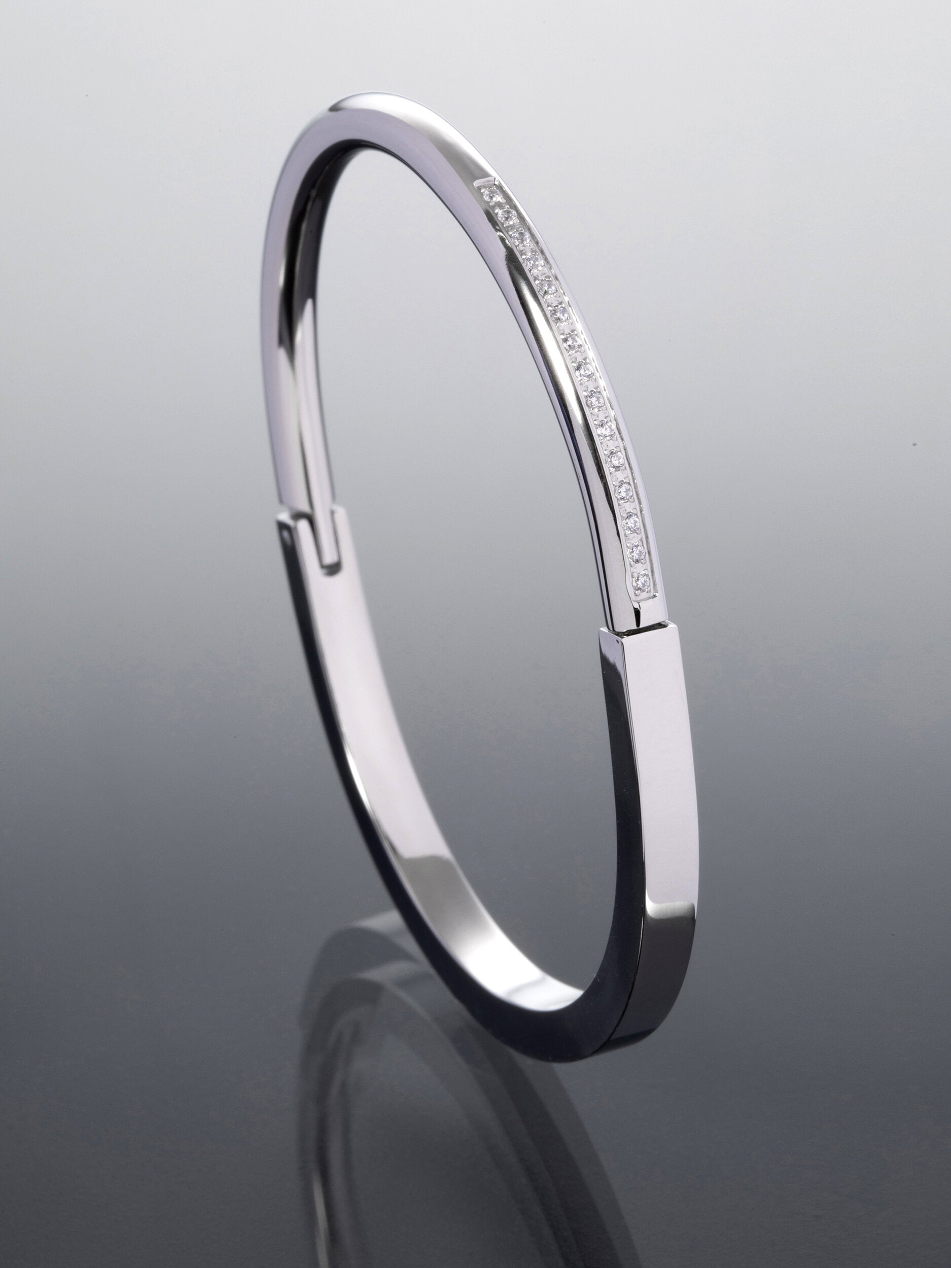 Náramek z chirurgické oceli s krystalky NM3168-0112