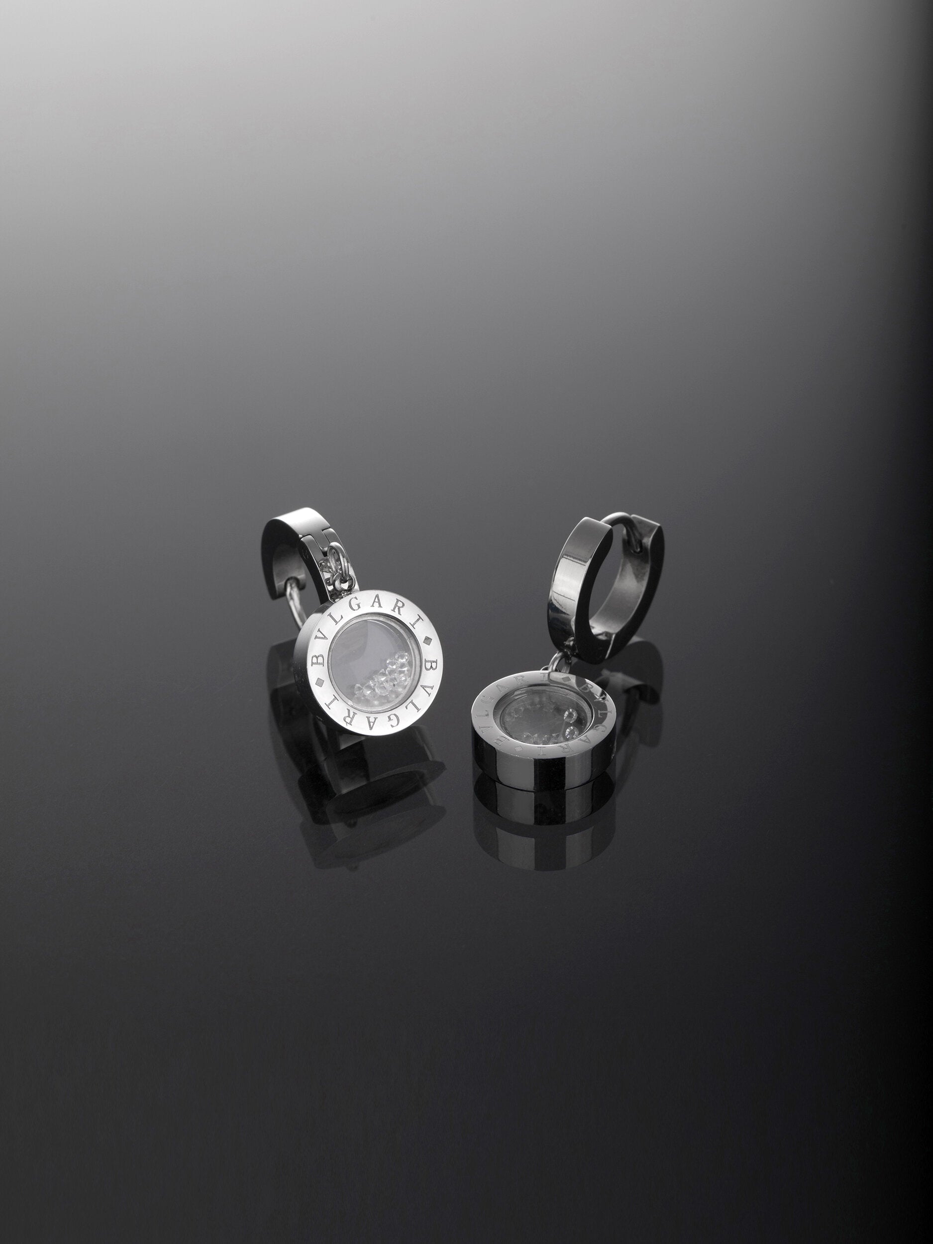 Elegantní náušnice z chirurgické oceli s krystalky NE3033-0112