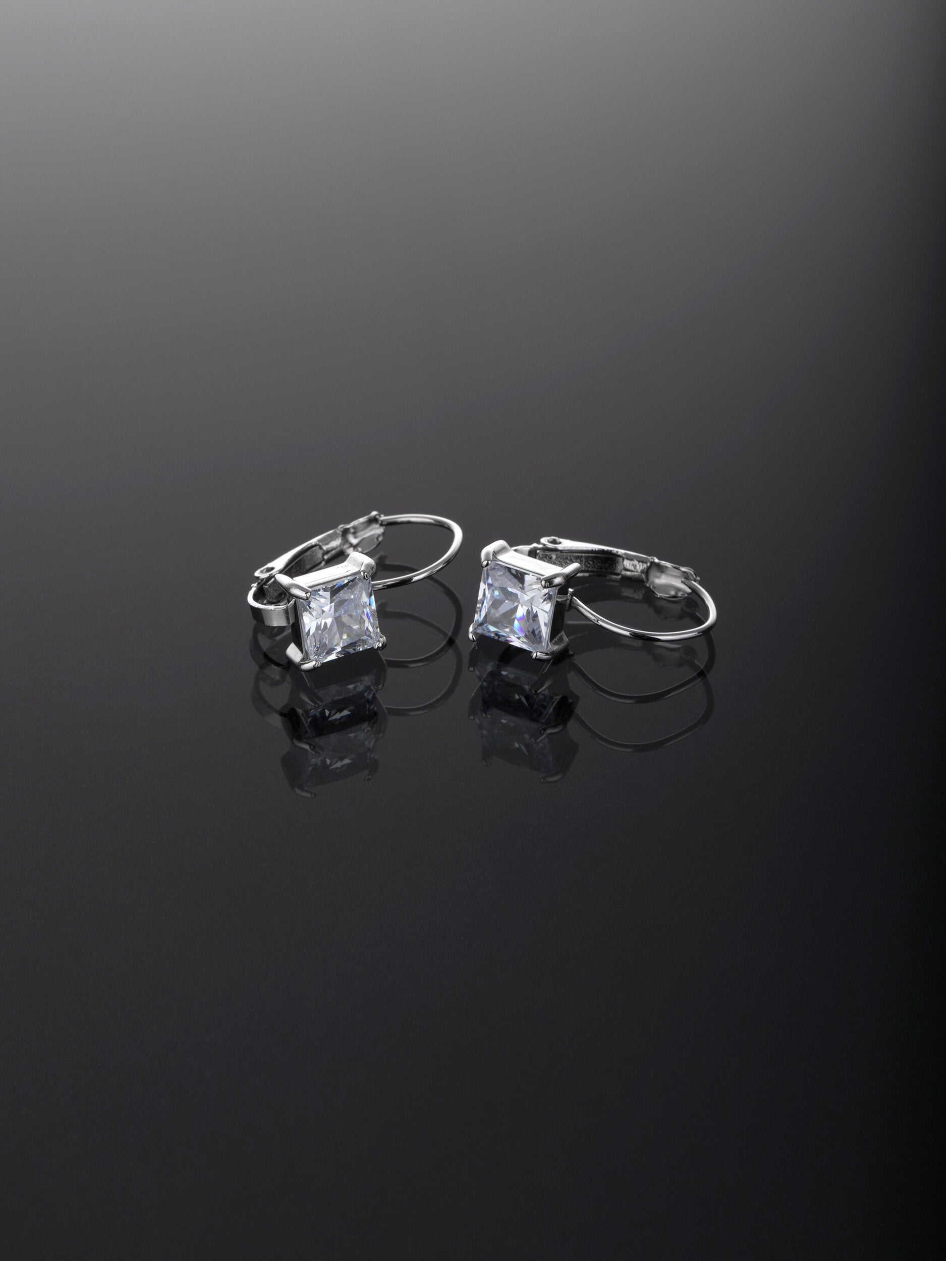 Elegantní náušnice z chirurgické oceli s krystalky NE3037-0112
