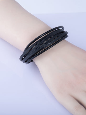 Kožený pánský náramek se zapínáním z chirurgické oceli, černá barva NM3230-0702