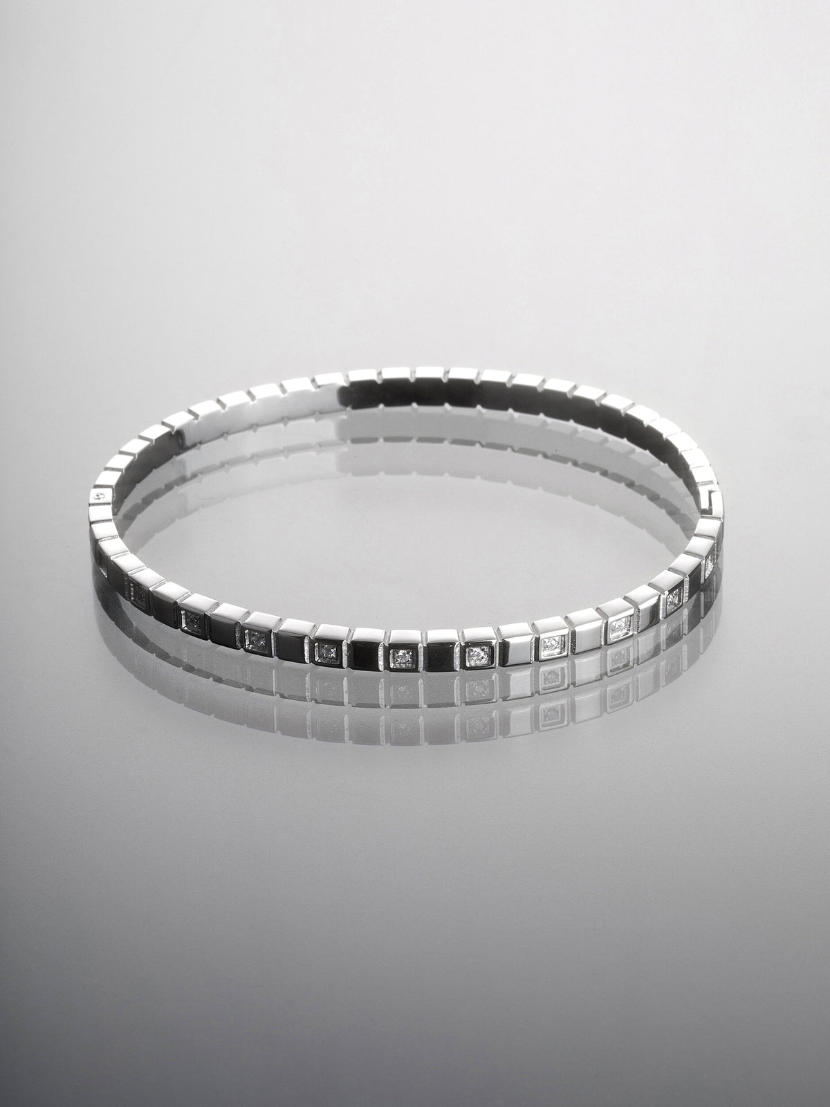 Náramek z chirurgické oceli s krystalky NM3266-0112