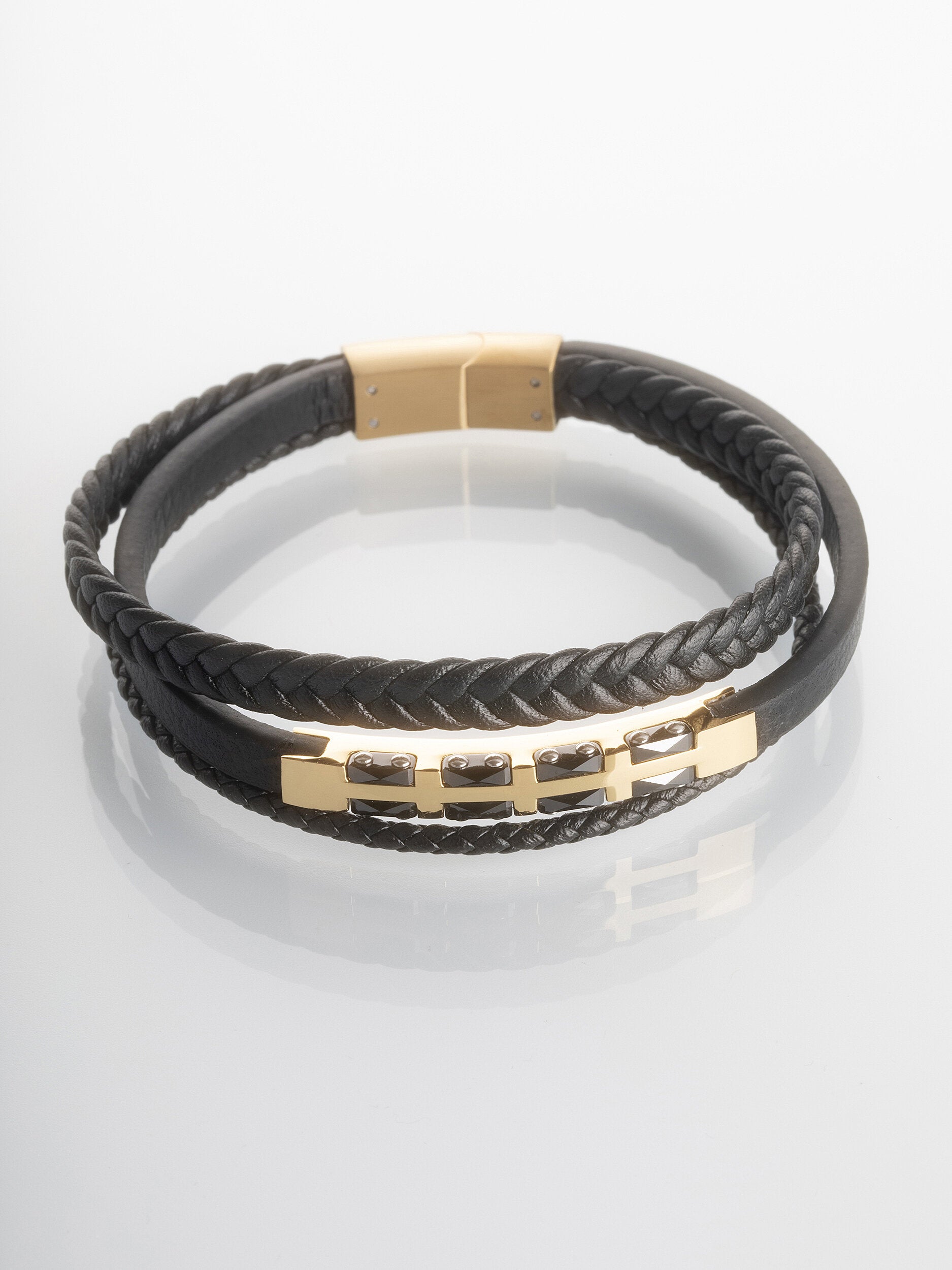 Kožený pánský náramek s ozdobou z chirurgické oceli zlaté barvy, černý NM3225-0702