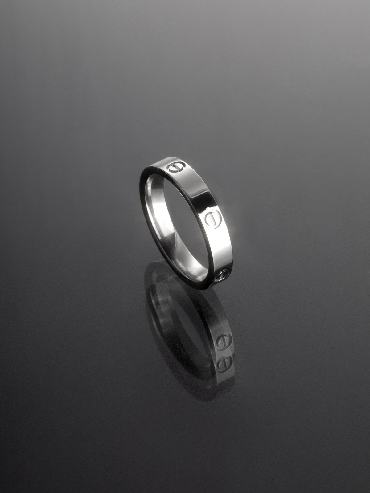 Stylový elegantní jemně zdobený prsten z chirurgické oceli PR0432-016312