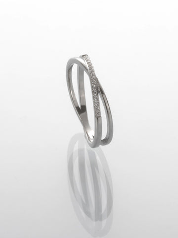 Elegantní prsten z chirurgické oceli s krystalky PR0448-016312