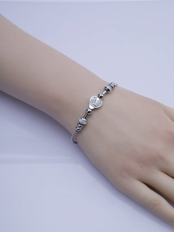 Stylový náramek z chirurgické oceli zdobený třpytivými kamínky  NM3287-0112