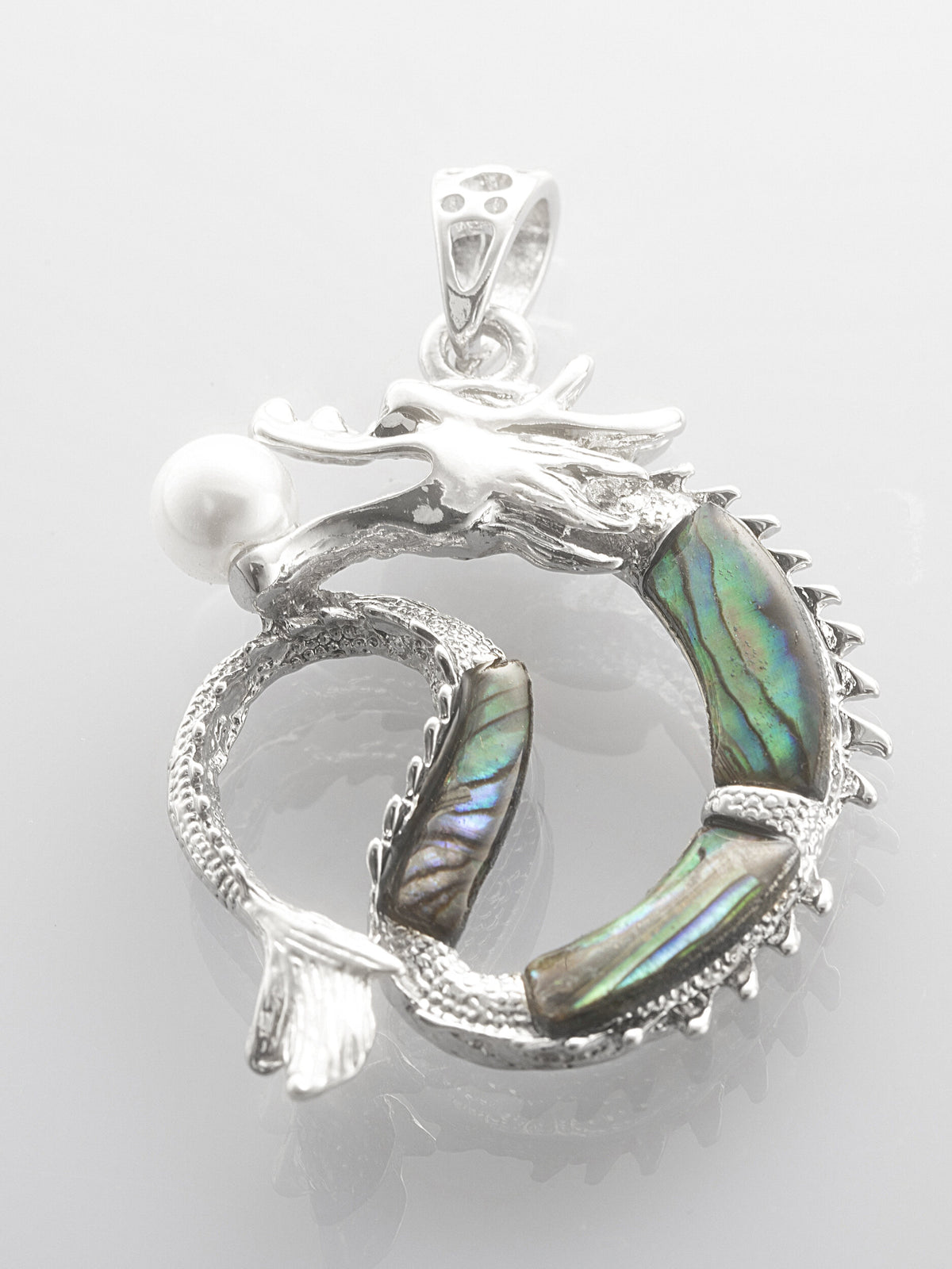 Elegantní stylový přívěsek s paua perletí drak s perlou PK1747-0432