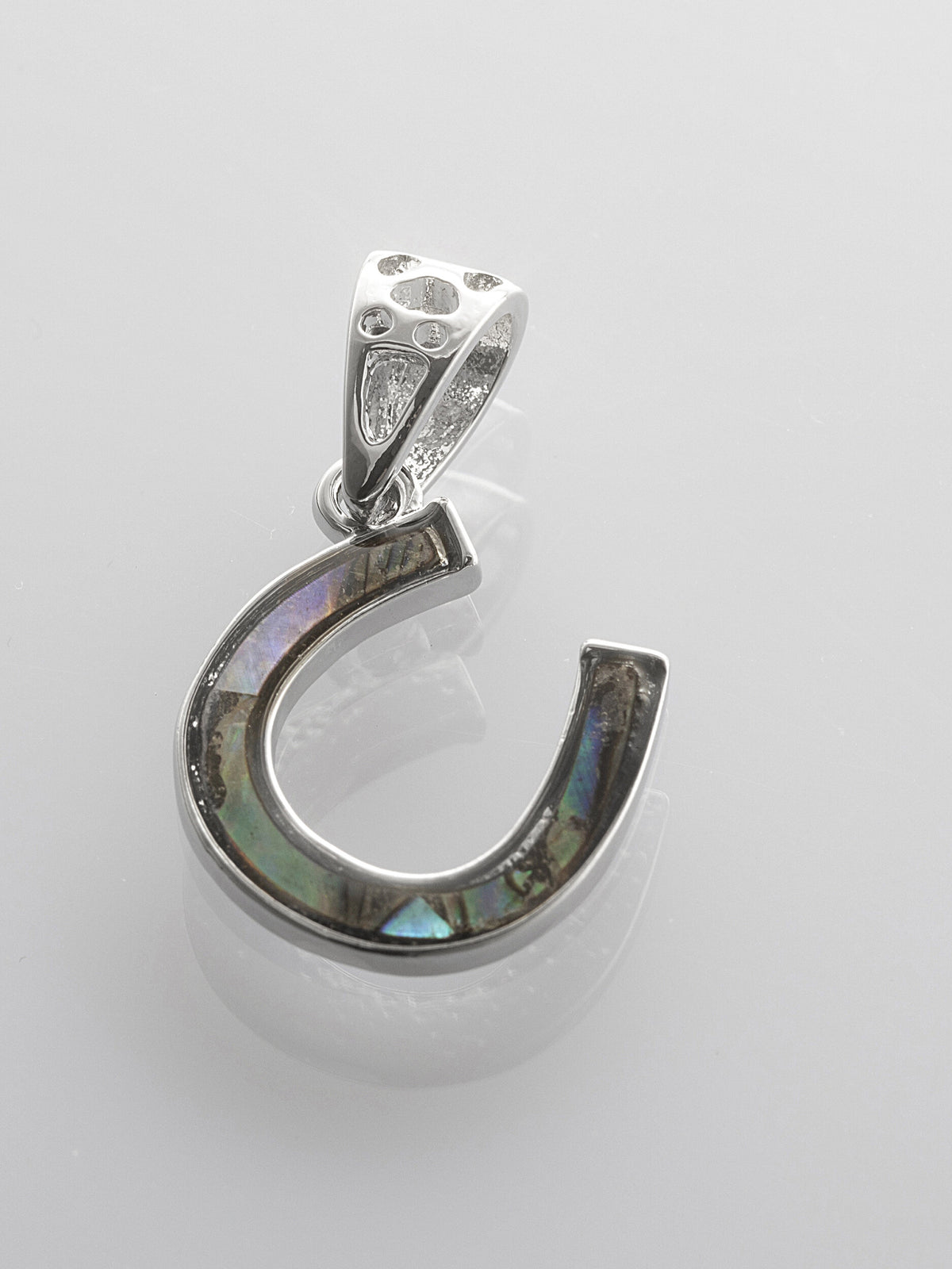 Elegantní přívěsek s paua perletí podkova PK1750-0432