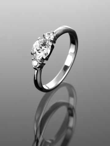 Luxusní prstýnek z chirurgické oceli s čirými krystaly PR0269-015307