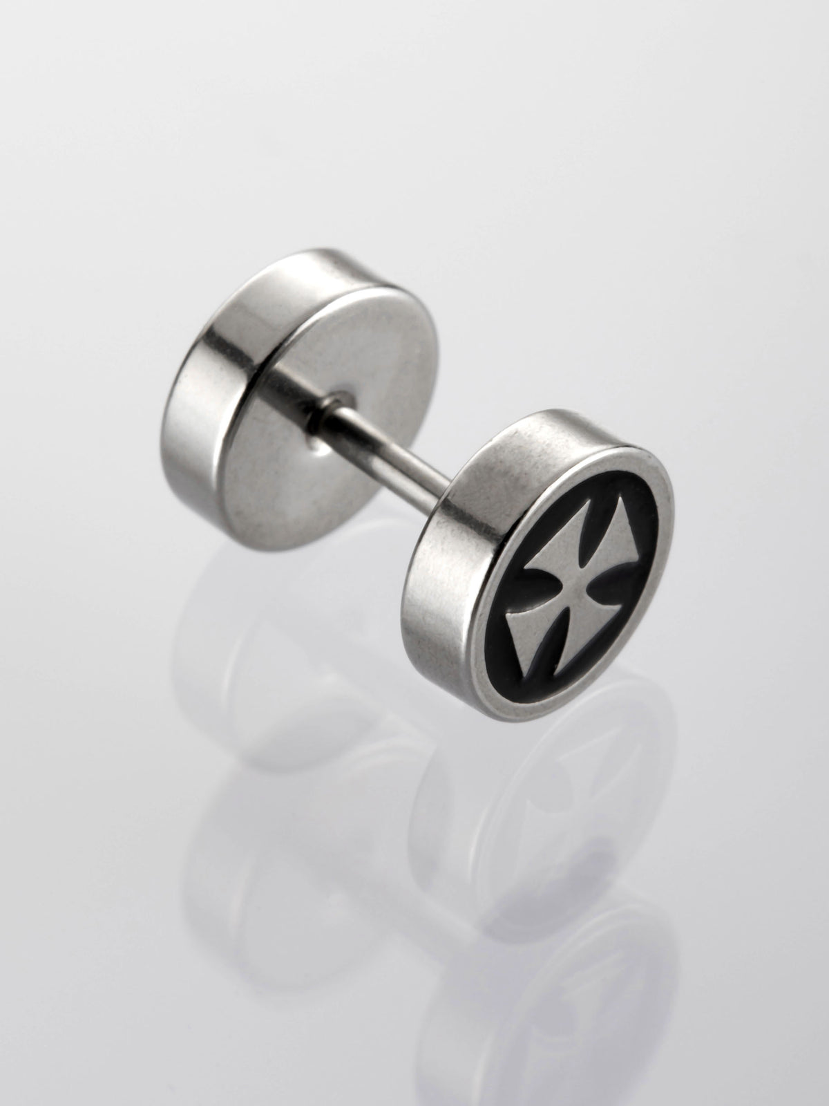 Plug piercing do ucha z chirurgické oceli s motivem železného kříže v černém poli  VB0048-07