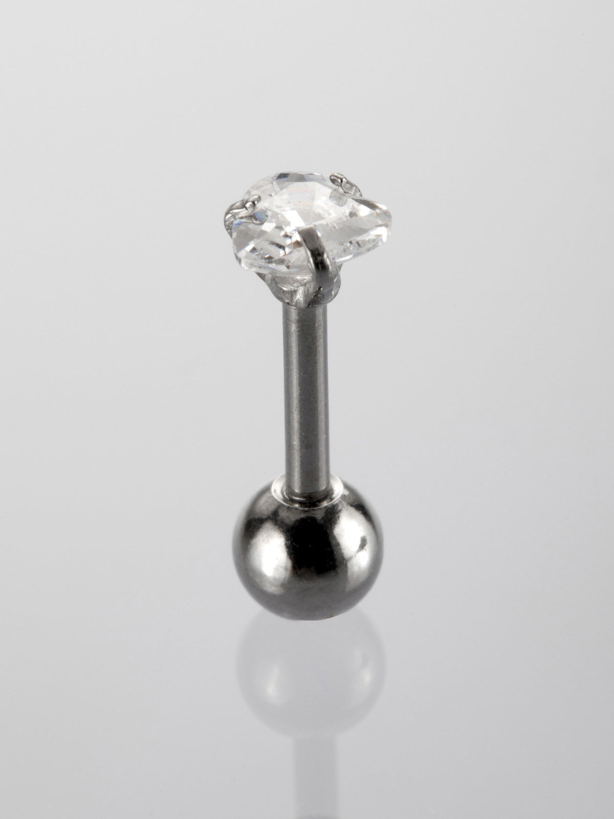 Činka piercing do ucha s čirým krystalem ve tvaru srdce z chirurgické oceli VB0032-07