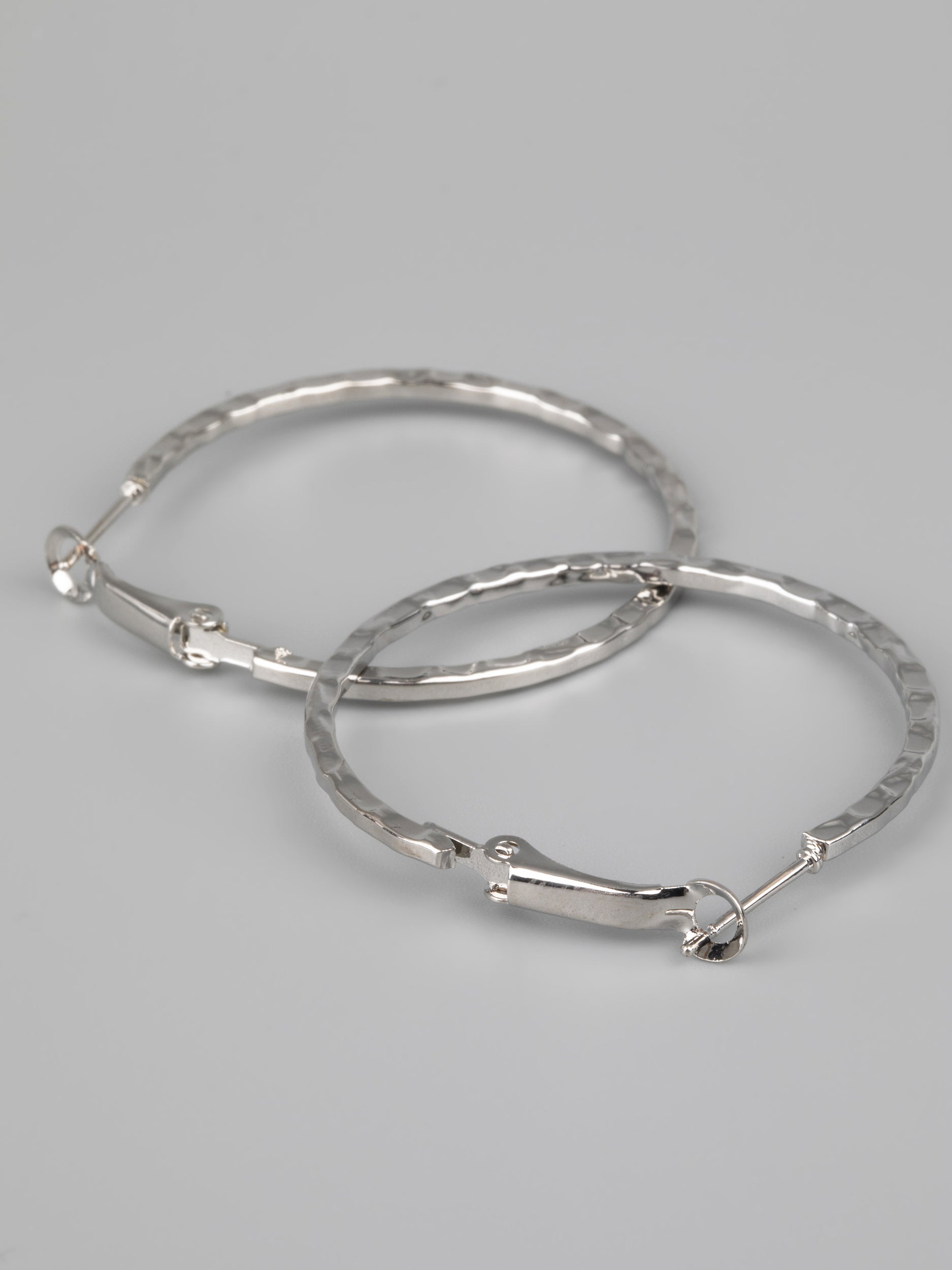 Fashion Jewelry kruhové náušnice s rytým vzorem NE1856-0312