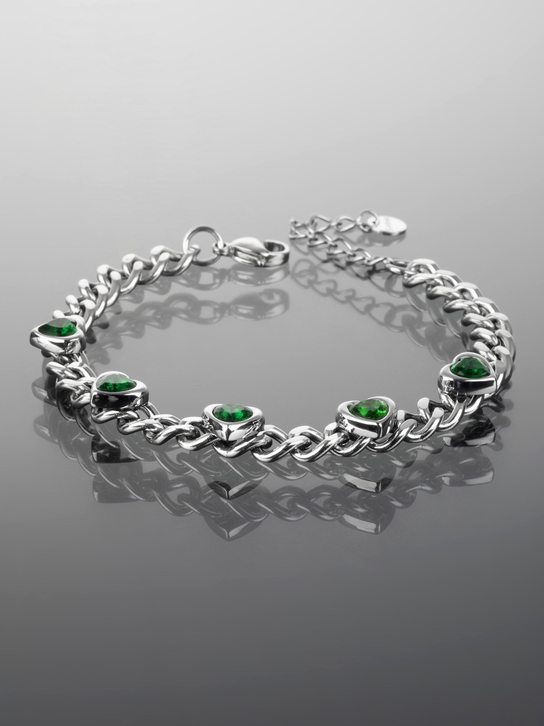 Luxusní masivní náramek z chirurgické oceli se srdíčky se zelenými krystaly NM2511-0110