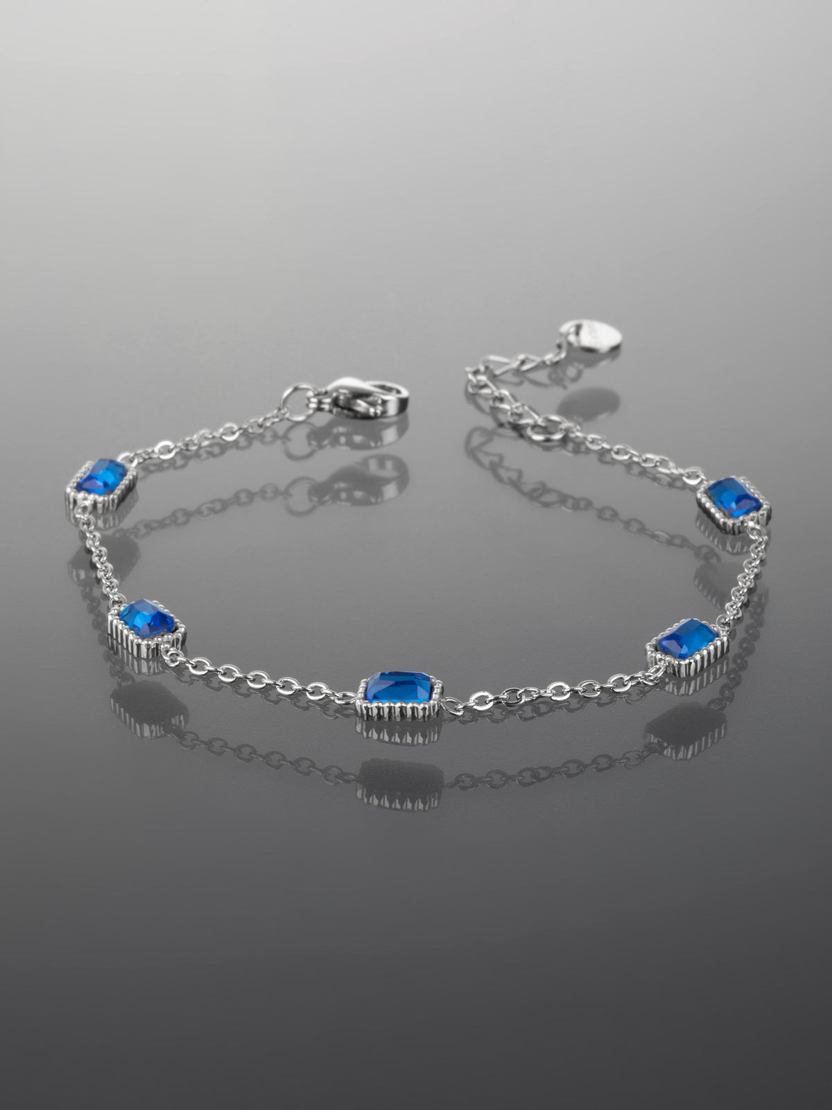 Luxusní náramek z chirurgické oceli s obdélníky s modrými krystaly  NM2500-0105