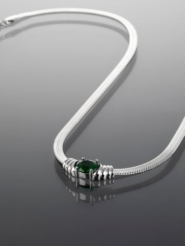 Luxusní masivní náhrdelník z chirurgické oceli s oválem se zeleným krystalem NK1115-0112