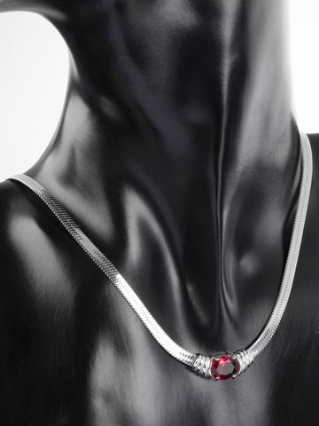 Luxusní masivní náhrdelník z chirurgické oceli s oválem s červeným krystalem NK1114-0112