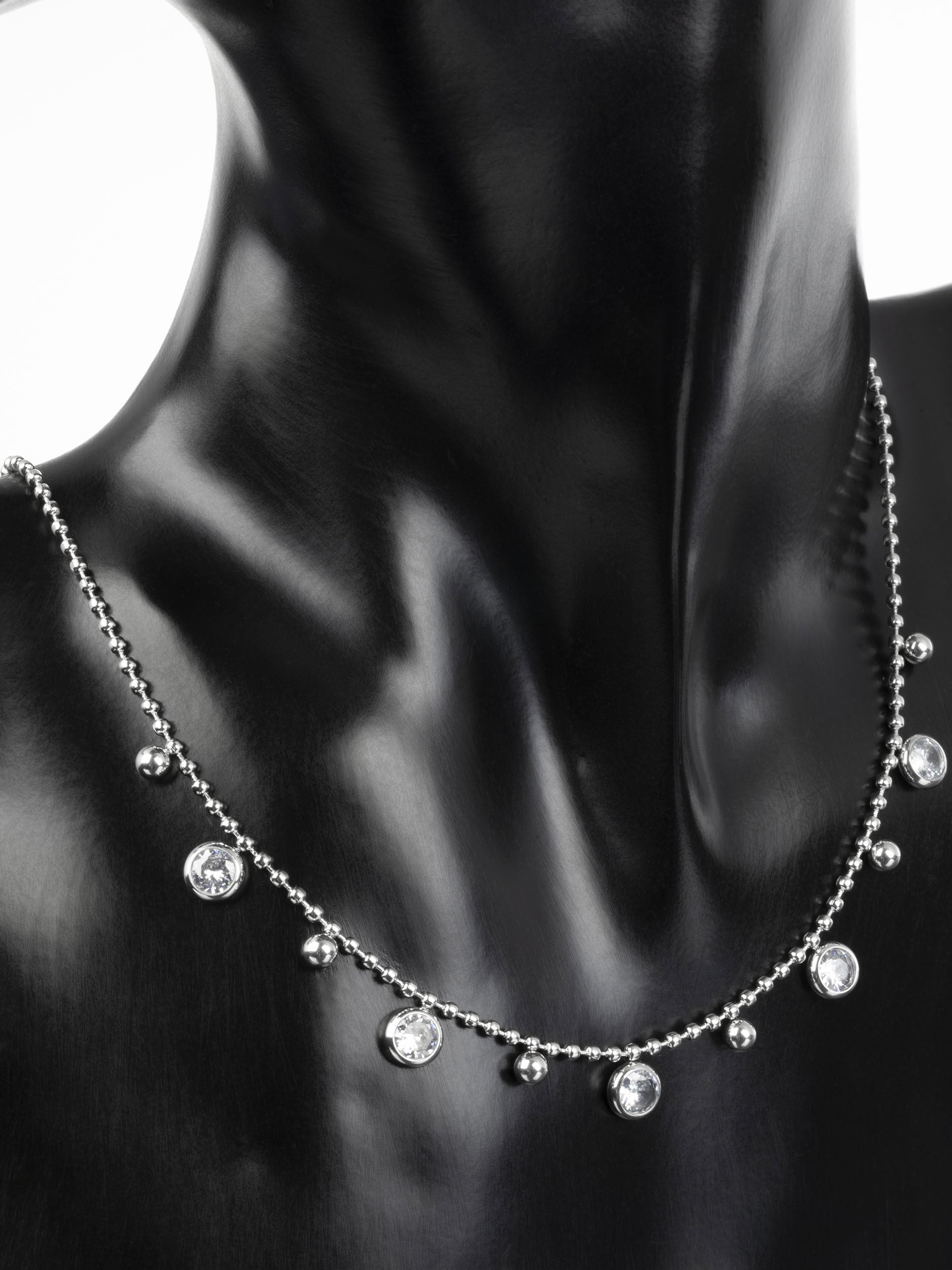 Dámský elegantní náhrdelník s kuličkami z chirurgické oceli NK1157-0102