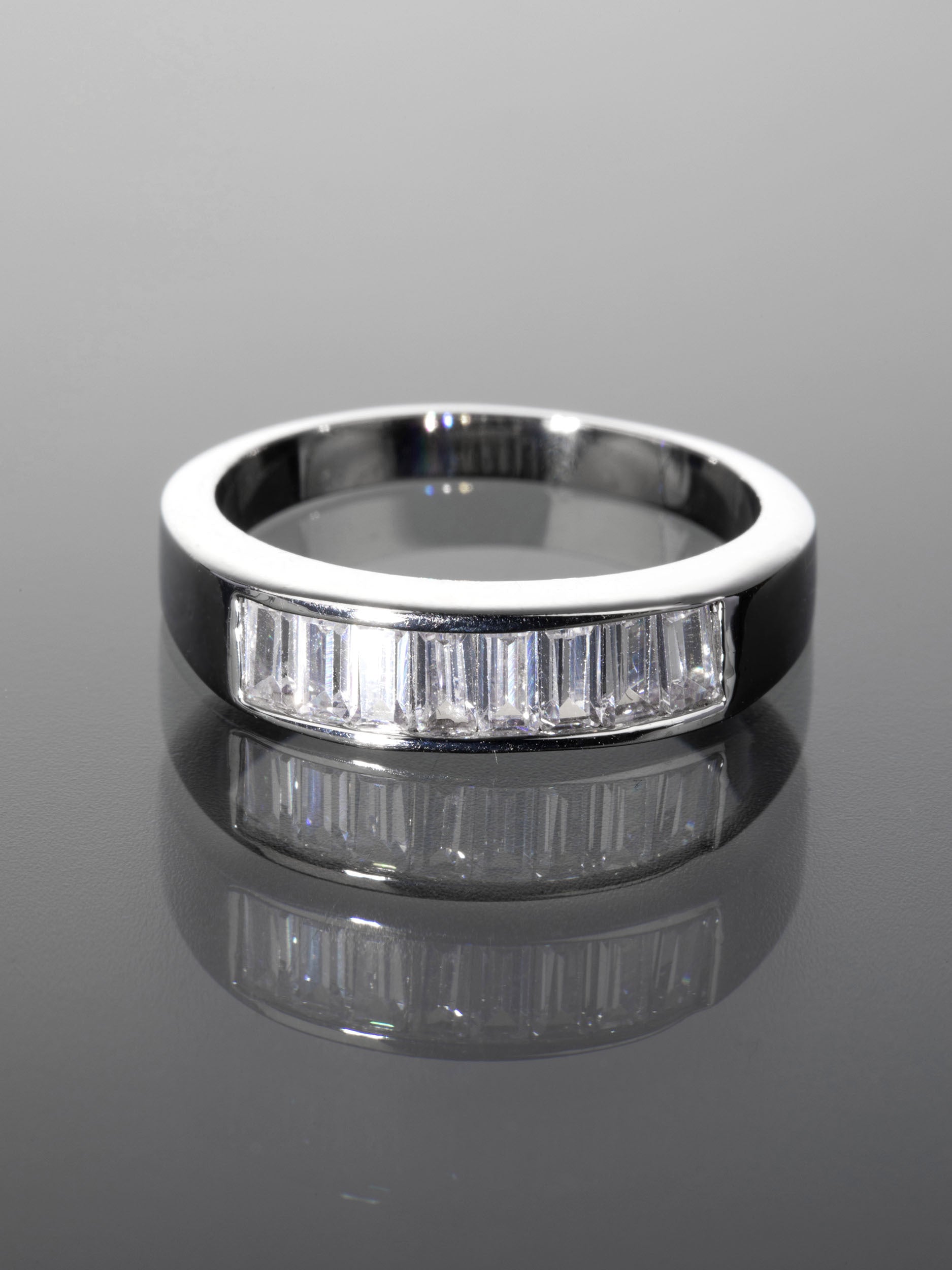 Prsten s čirými krystaly PR0335-056012