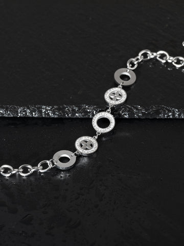 Náramek z chirurgické oceli s ornamenty NM2756-0112