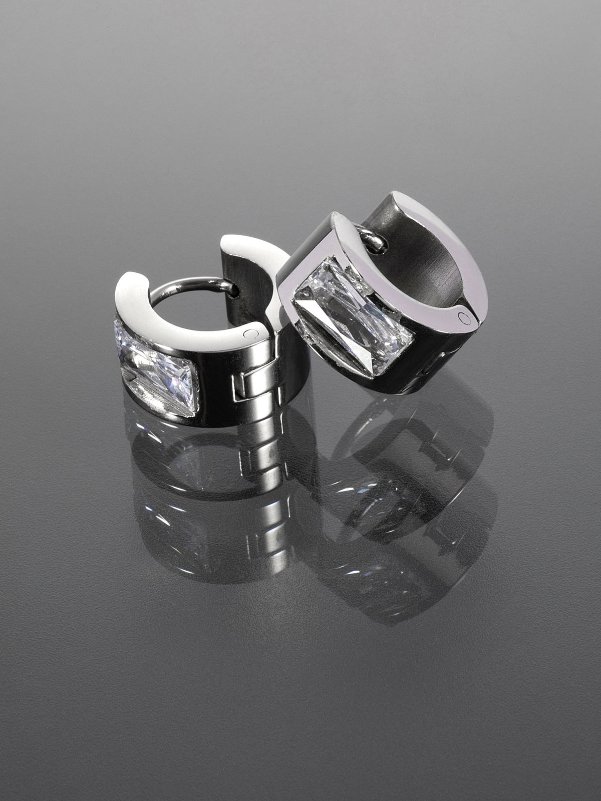 Náušničky elegantní kruhy z chirurgické oceli  NE2418-0112